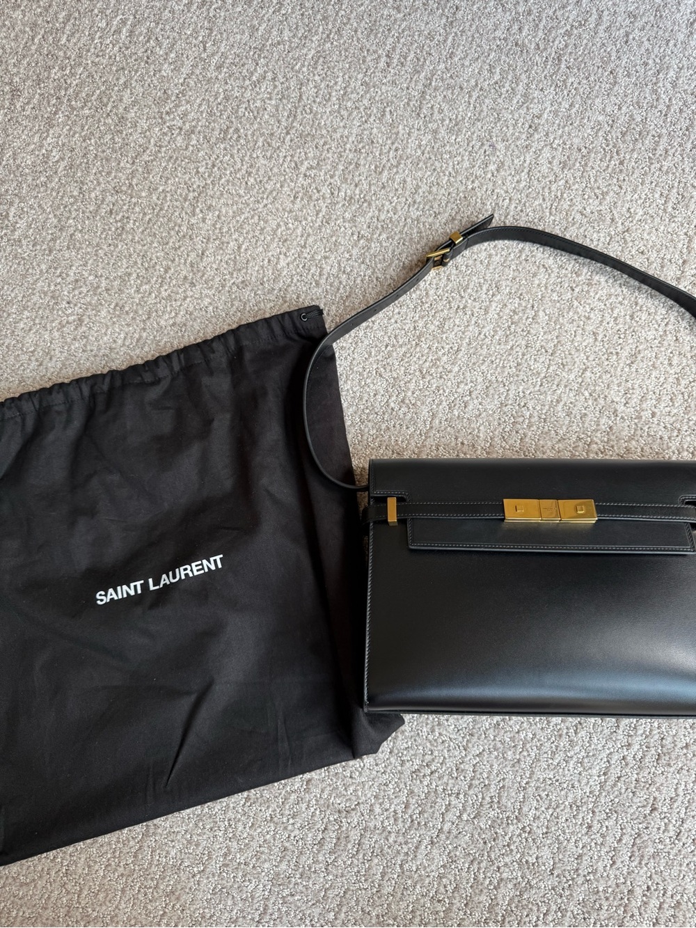 Saint Laurent Manhattan 2021 in black smooth leather with gold hardware - Picture 2 of 16